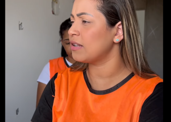 L2801002 El jefe pone a prueba a sus empleados y les da una gran recompensa part2