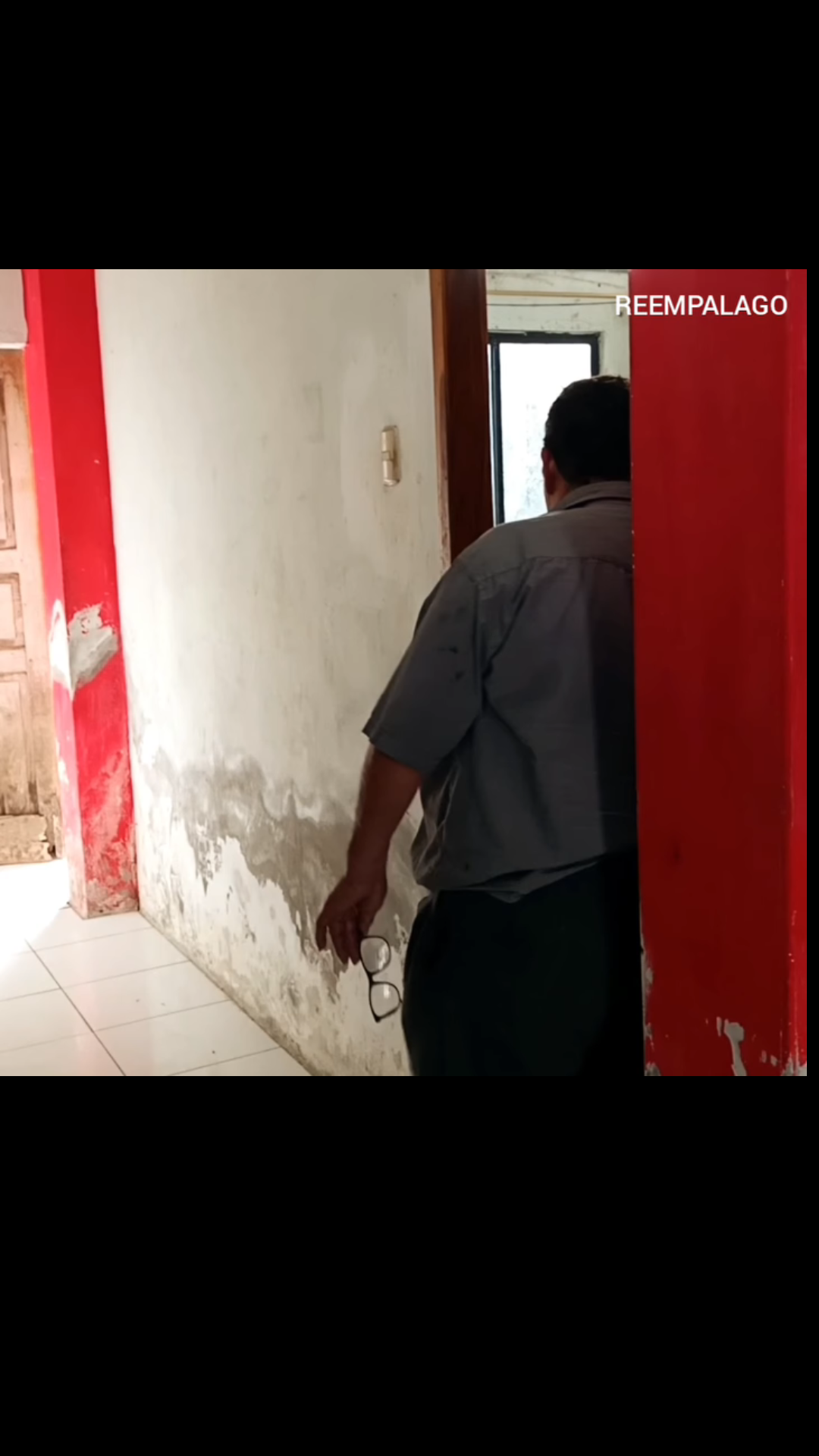 L3101002 Se hizo la que no quería cuando la descubrió la mama