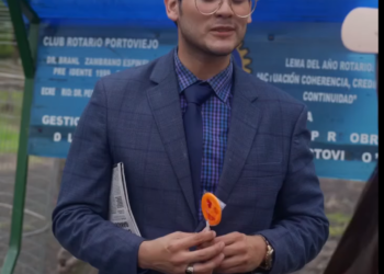 L2801002 Famosa cantante cambia su vida por la de una humilde vendedora de paletas Estuve con mi amiga le oculte la verdad mi esposo Willeannys Perez part2