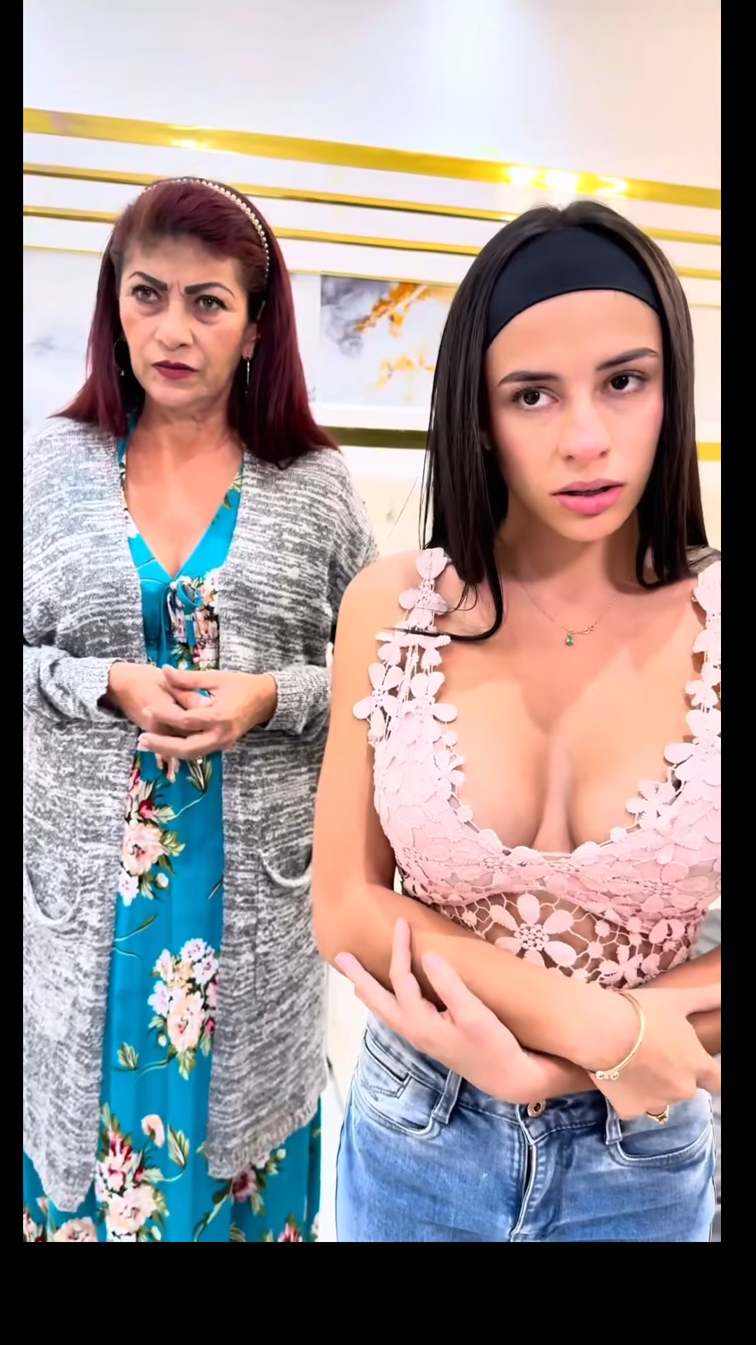 L2701002 Niñ4 malcriada trataba mal a su abuela y su papá le da una gran lección😱 part2