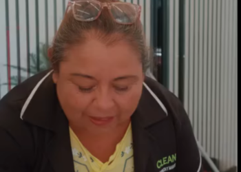 L2701004 Millonaria pone a prueba a sus empleados y les da una gran recompensa 😱❤ part2