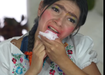 L2701004 Niños recuperaron la vista de esta campes1na para que vea la infidlidad de su esposo part2