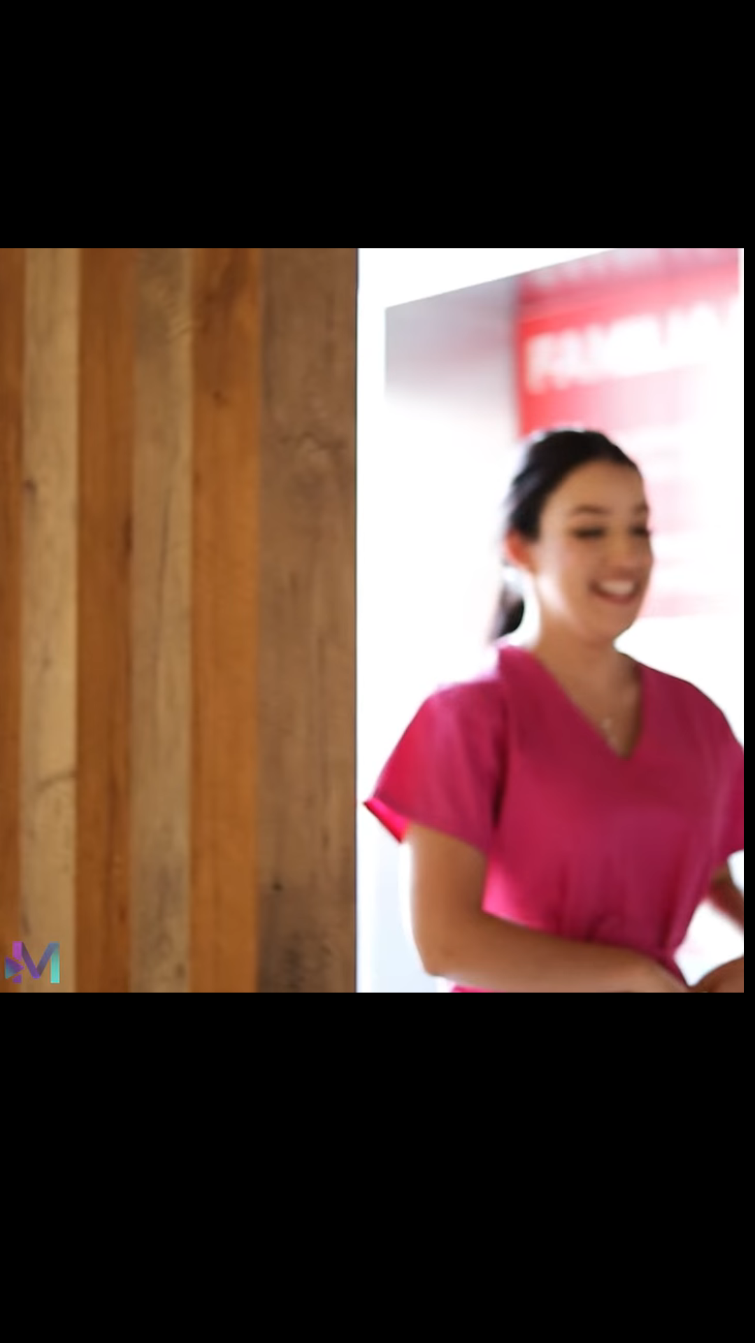 L0302001 Mujer ignora a hombre de buenos sentimientos por interesada part2