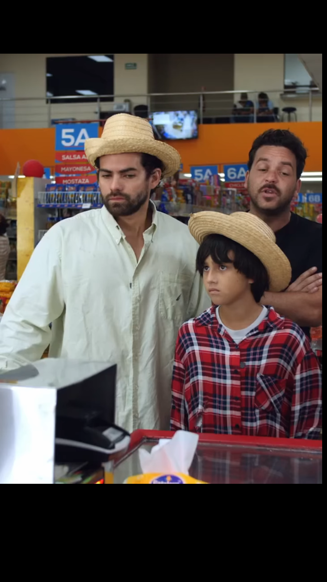 L0502004 Piensan que es un ladrón por sus Fachas#tienda #amor #dinero uds lo han juzgado por Willeannys Perez Fanpage part2