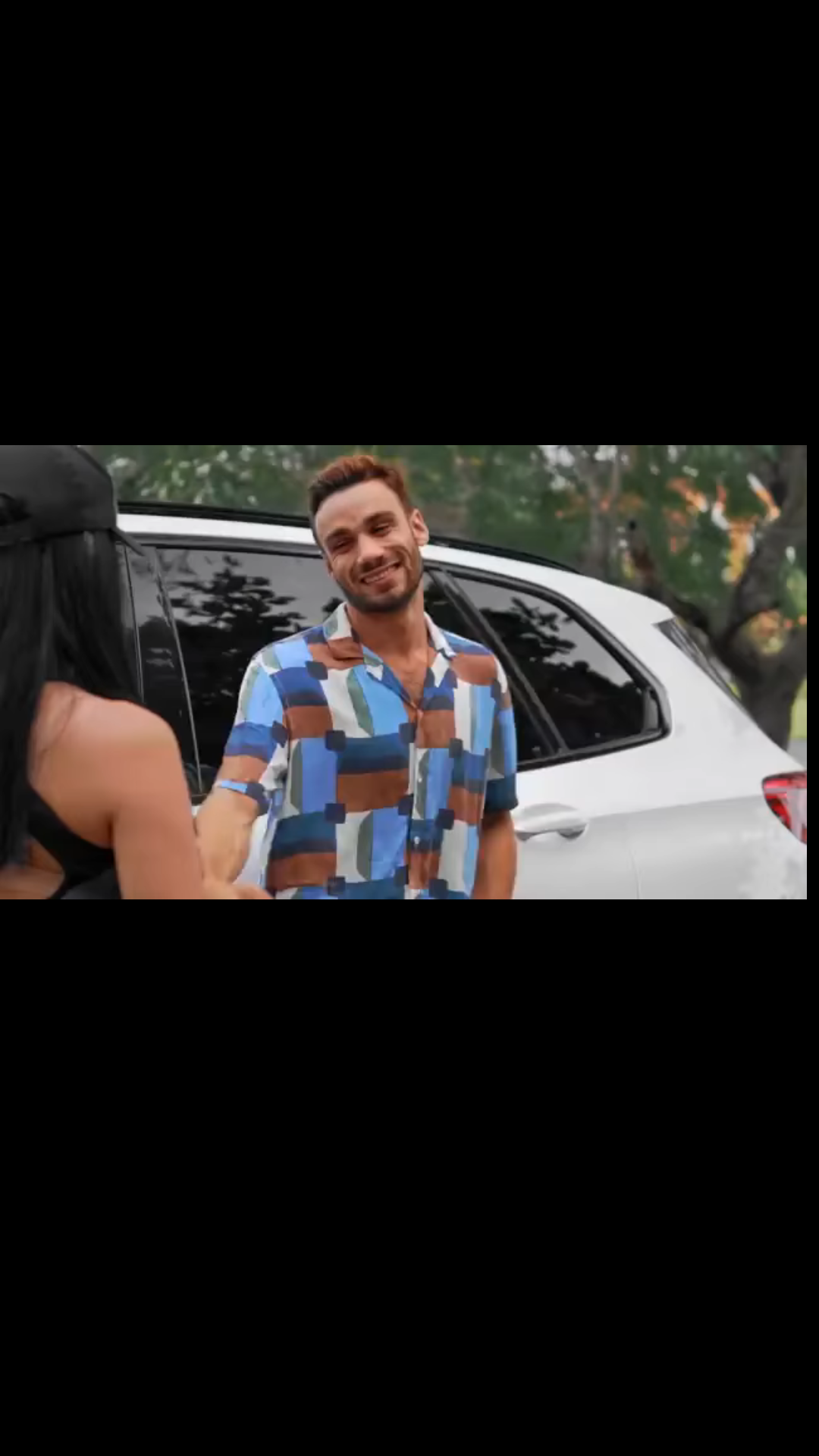 L0402002 Millonario finge ser pobre para encontrar una novi part2