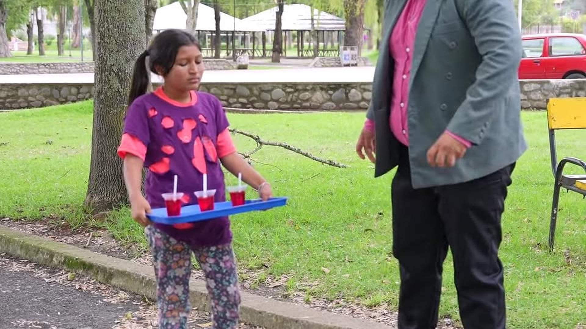 L0203003 RoVo los panes a esta n1ña sin imaginar que ella era mas inteligente part2