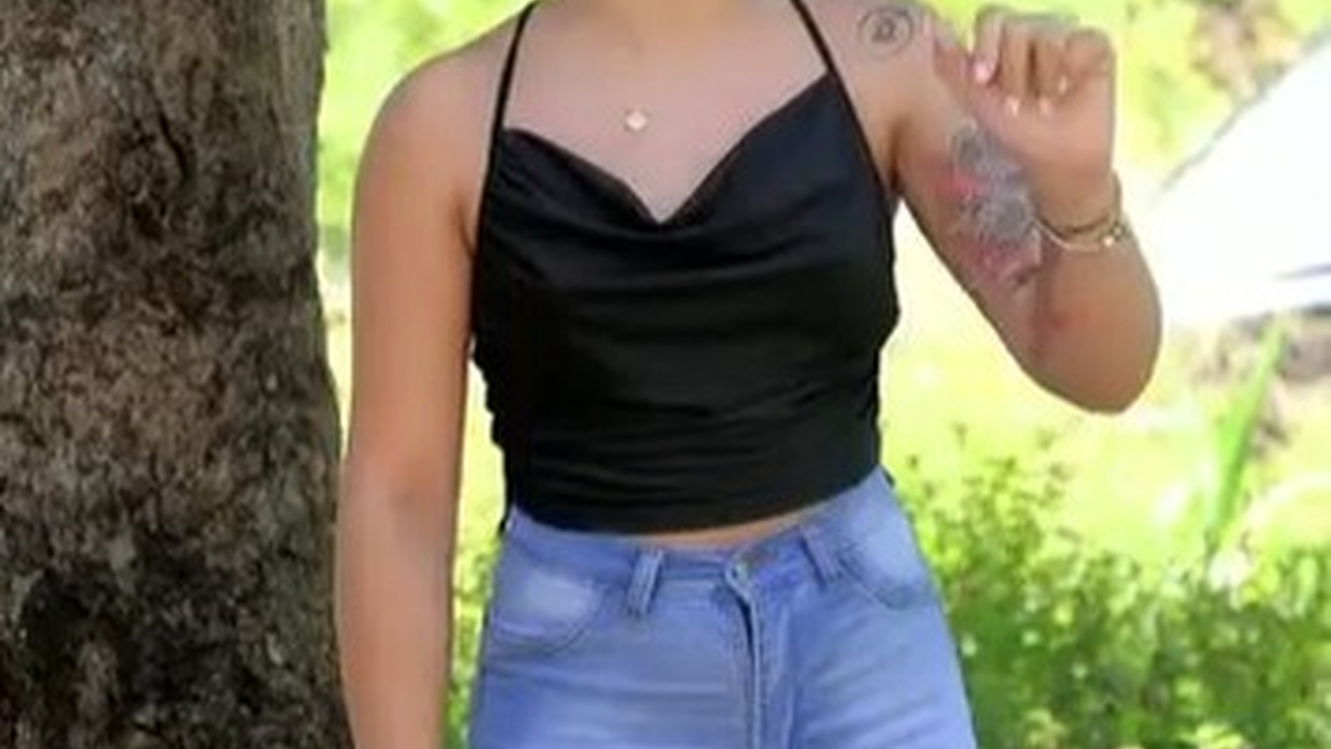 L0703003 Salió escondida de su hermana y no se imaginaba lo que pasaría #historias #viralvideo part2