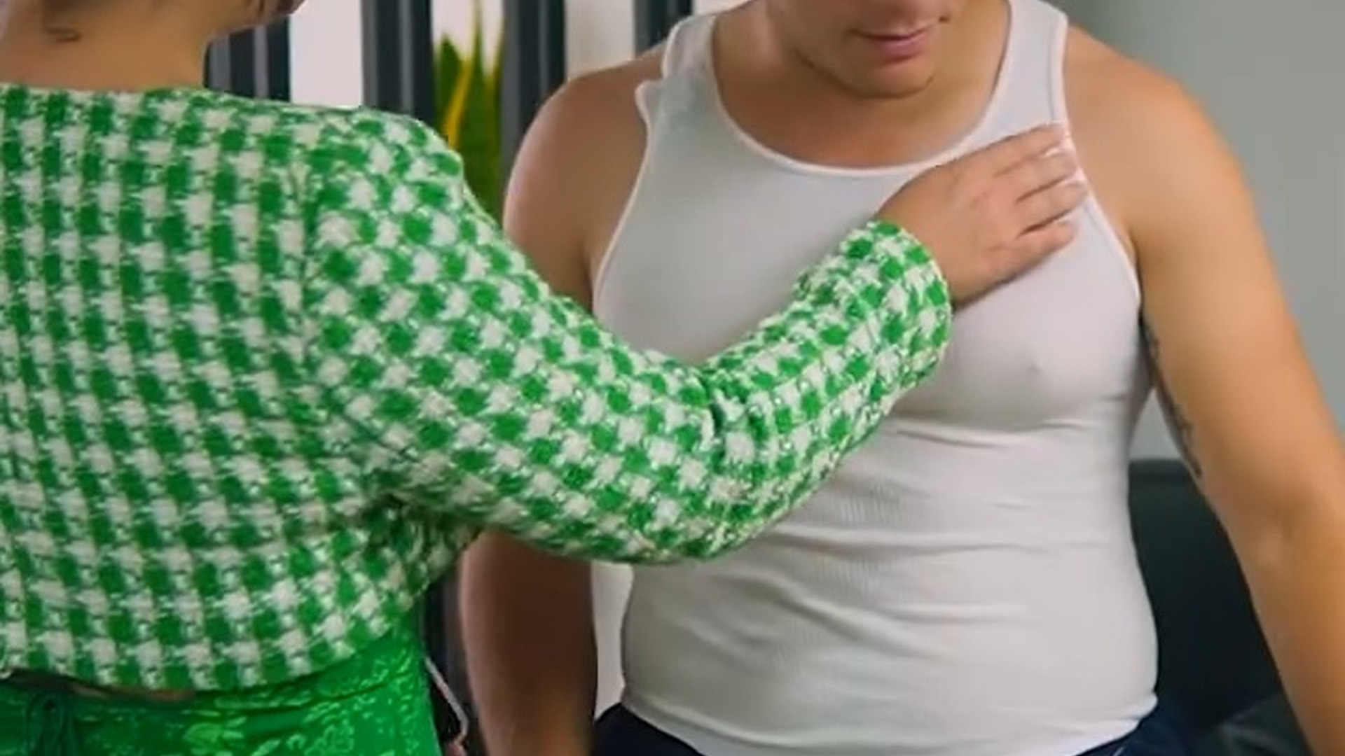 L0903003 La obligaban a casarse y la rescataron en caballo part2