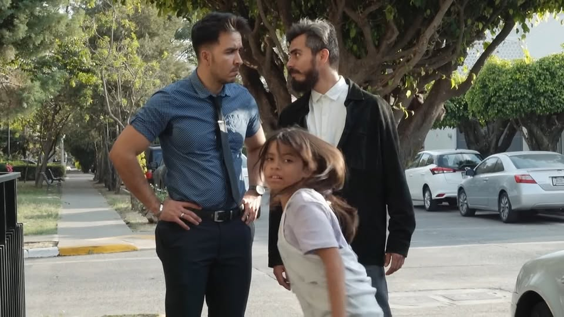 L1203005 Empresario le dio una gran recompensa por su humil part2