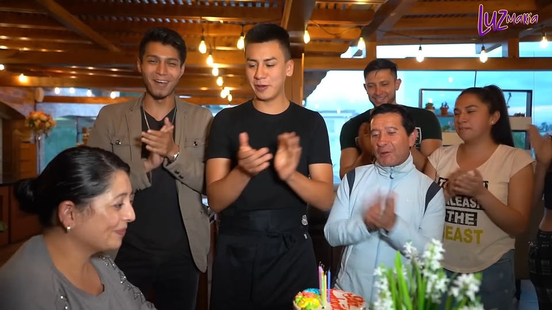 L1303001 Olvidaron el cumpleaños de su madre un extraño part2