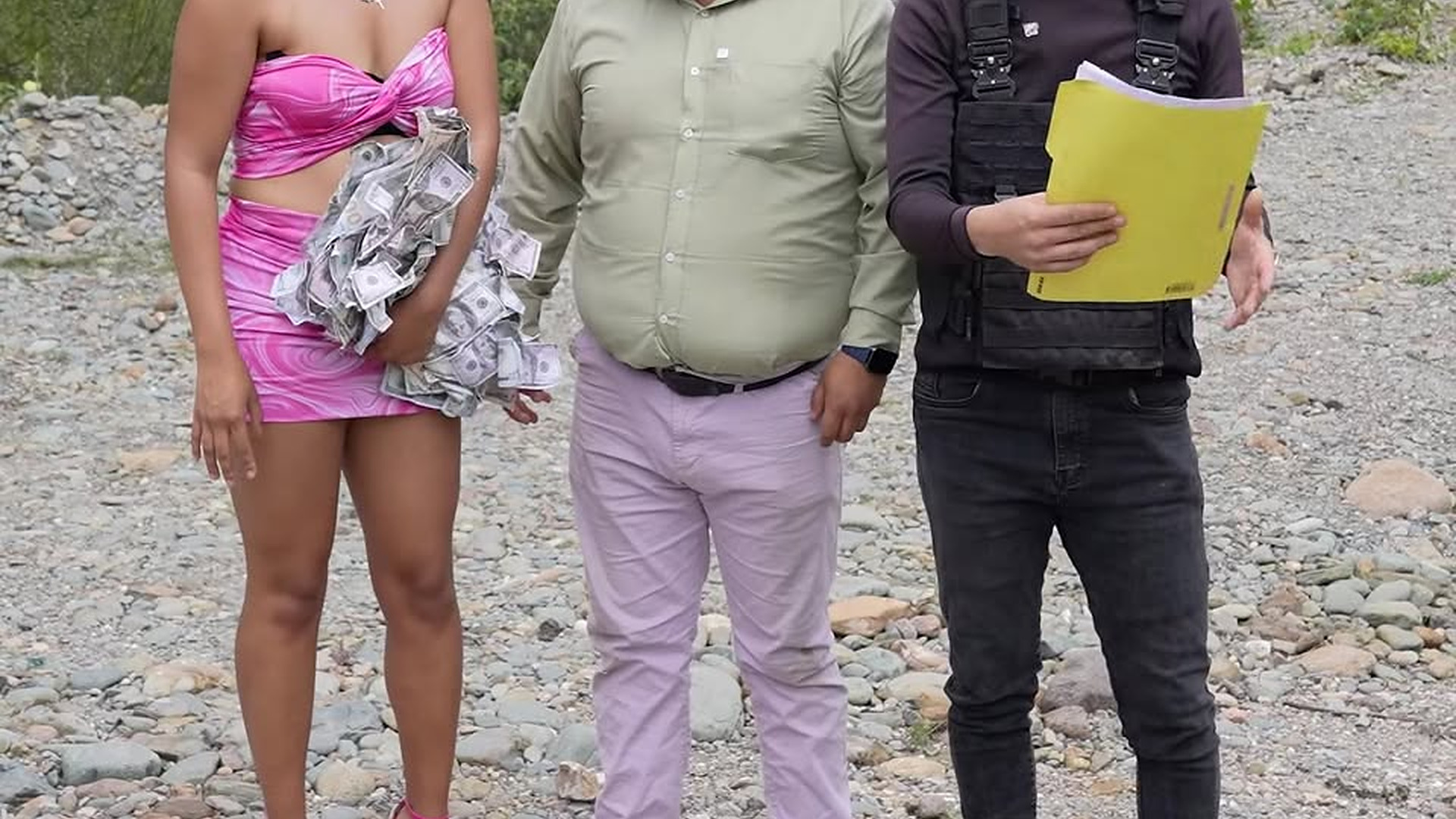 L2503002 Por el vic1o al celular su hermana cortt su cabello y roVo su herencia para salvar la vida de su padre part2