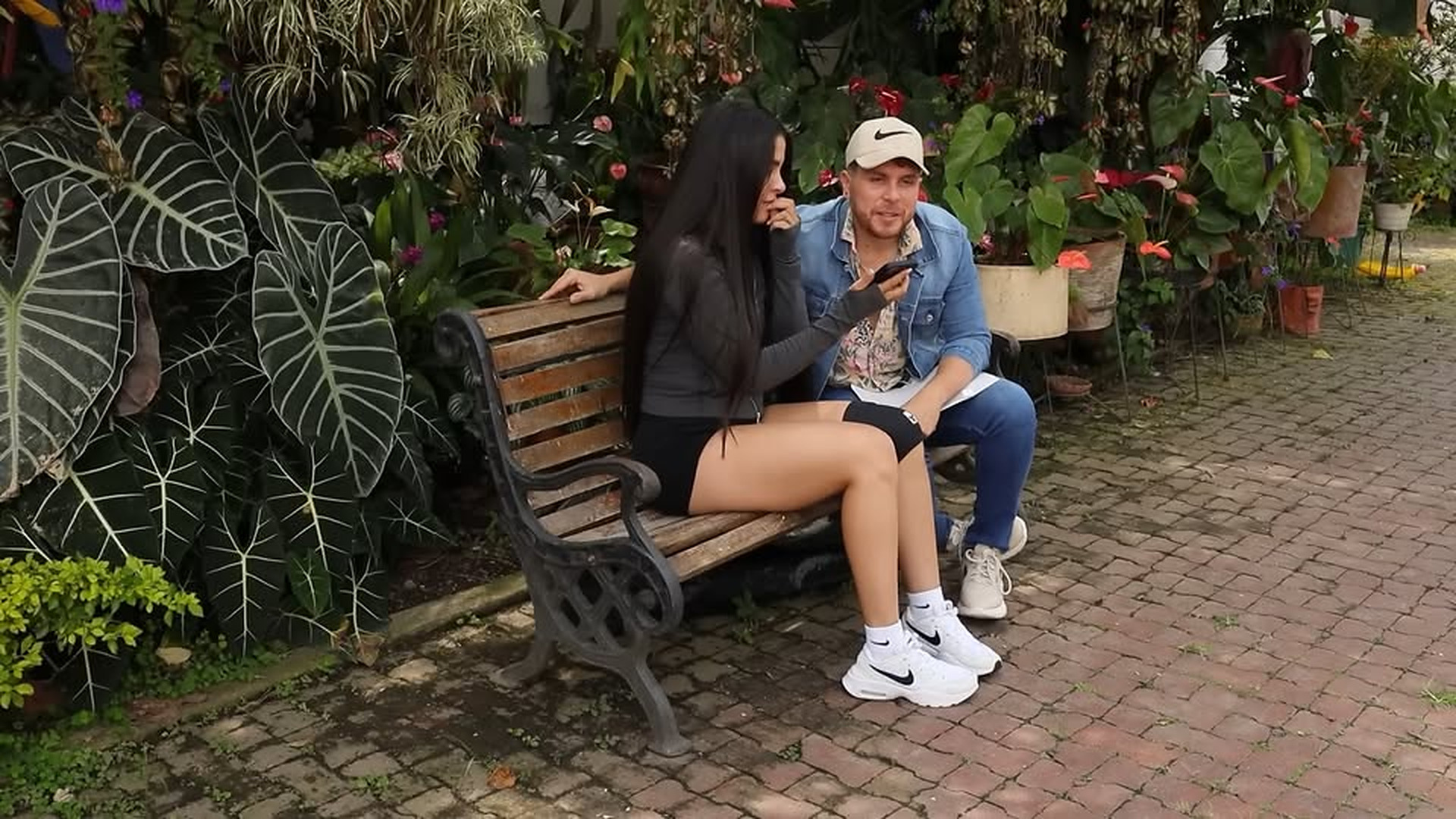 L2903001_SE NEGÓ VIVIR EN LA CASA HUMILDE DE SU MADRE._part2 | Keme Hai