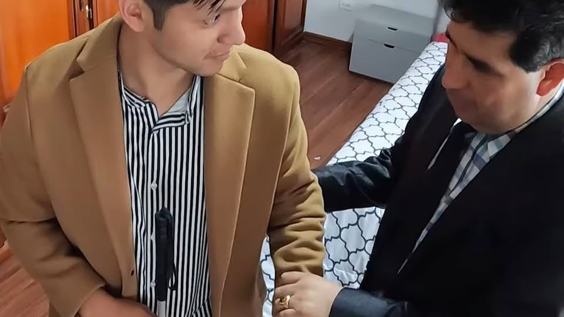 L2703001_Bєsa a su amantє en frente de su novio ciegø, y por sinvєrguenzas se llevaron esta gran sorpresa_part2 | Nhow KHi